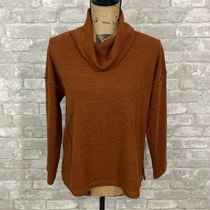 209 wst 38 New York Rust Cowlneck Sweater